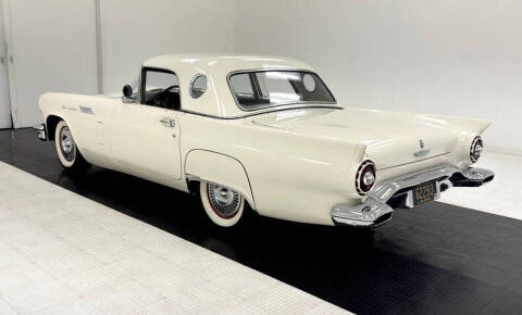 1957 Ford Thunderbird