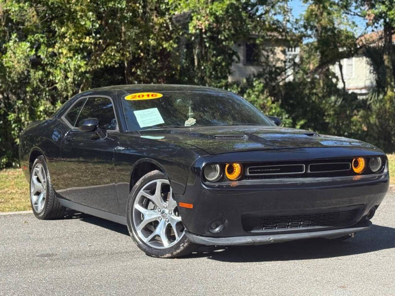 2016 Dodge Challenger SXT