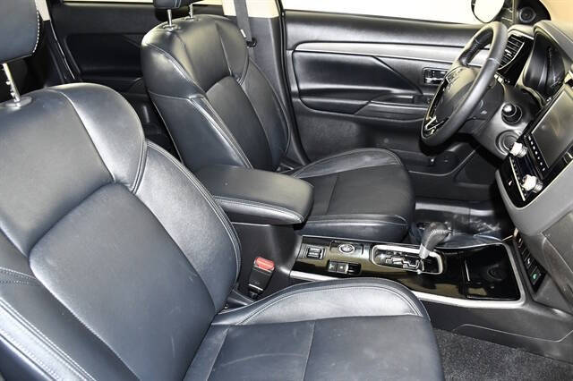 2020 Mitsubishi Outlander SEL