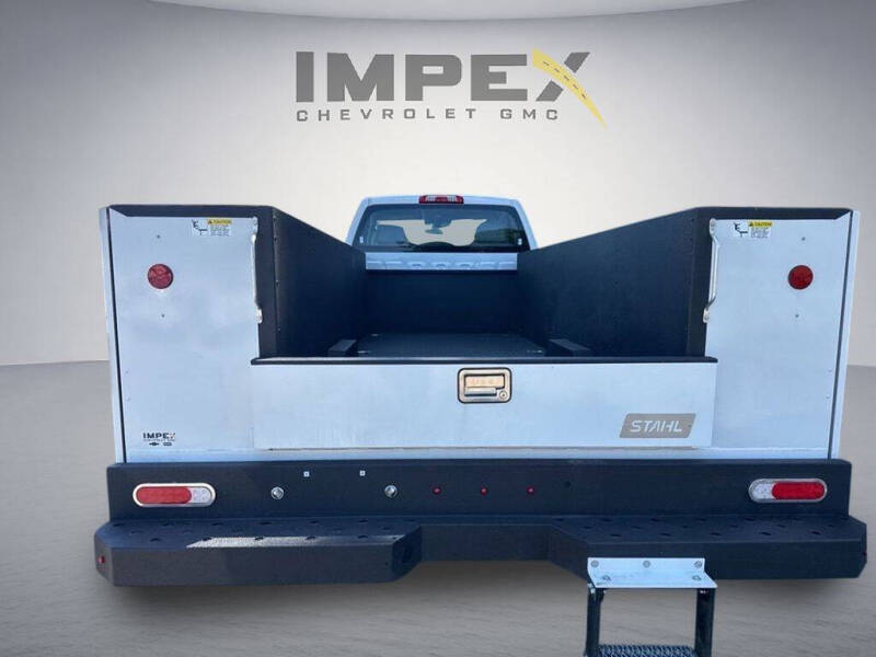 2024 Chevrolet Silverado 5500HD