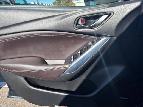 2016 Mazda MAZDA6 i Grand Touring