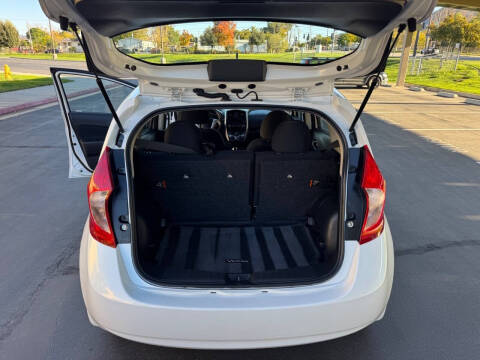 2015 Nissan Versa Note SV