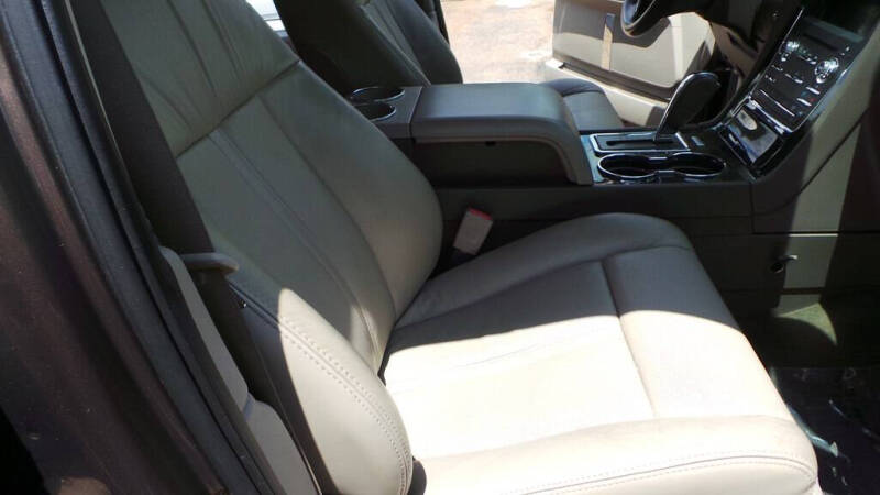 2016 Lincoln Navigator Select