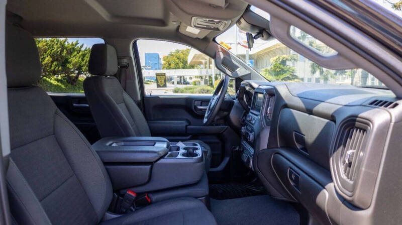 2022 Chevrolet Silverado 1500 Custom