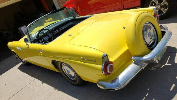 1956 Ford Thunderbird