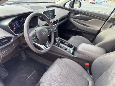 2020 Hyundai Santa Fe SE