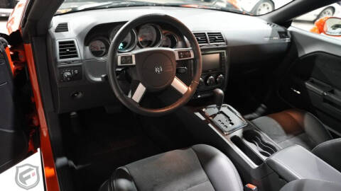 2008 Dodge Challenger SRT8