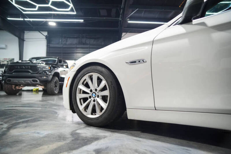 2015 BMW 5 Series 528i