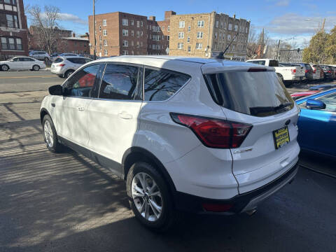 2019 Ford Escape SE