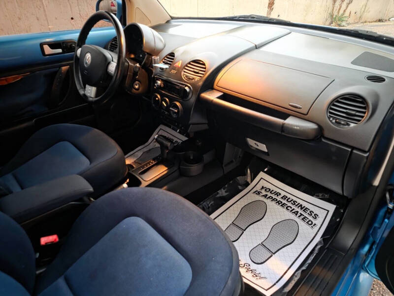 2004 Volkswagen New Beetle GL