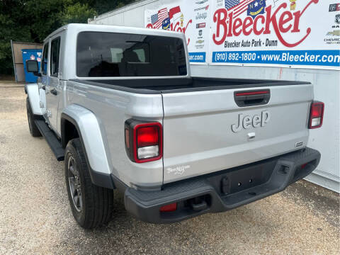 2023 Jeep Gladiator Overland