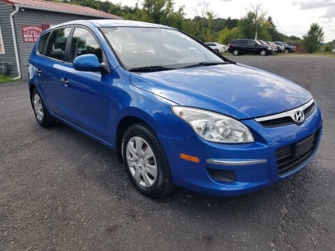 2010 Hyundai Elantra Touring for sale at Arcia Services LLC in Chittenango NY