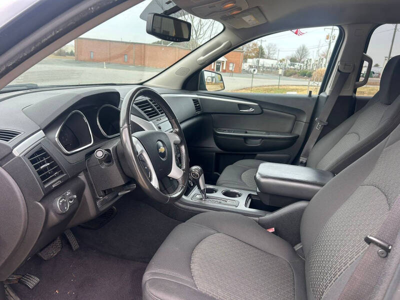 2010 Chevrolet Traverse LT