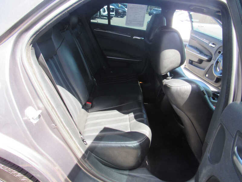 2017 Chrysler 300