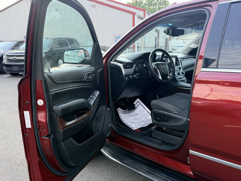 2017 GMC Yukon SLE