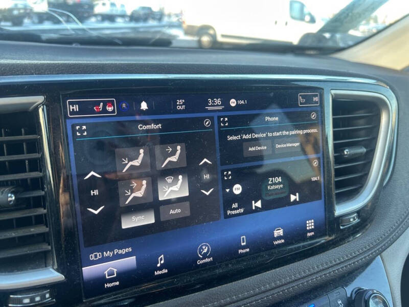 2021 Chrysler Pacifica Touring