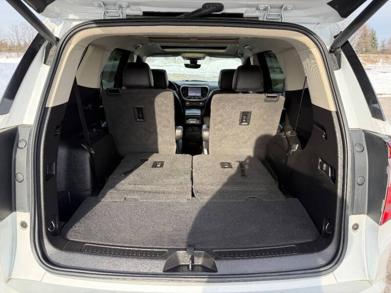 2020 GMC Acadia Denali