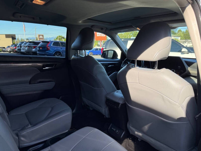 2023 Toyota Highlander Limited
