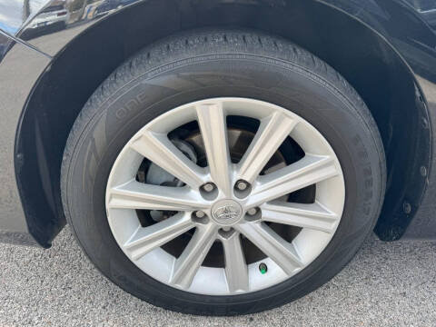 2014 Toyota Camry Hybrid LE