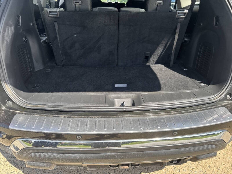 2017 Nissan Pathfinder SV