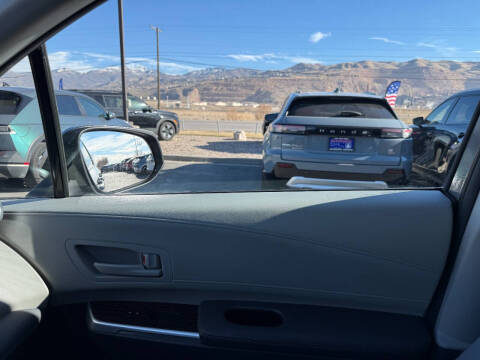 2024 Toyota Sienna LE 8-Passenger