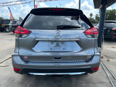 2018 Nissan Rogue SV