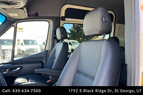 2025 Mercedes-Benz Sprinter