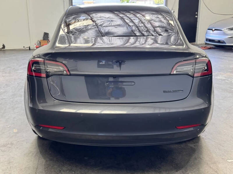 2022 Tesla Model 3 Long Range