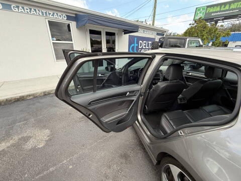 2016 Volkswagen Golf R 4Motion