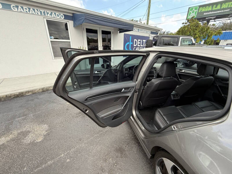 2016 Volkswagen Golf R 4Motion