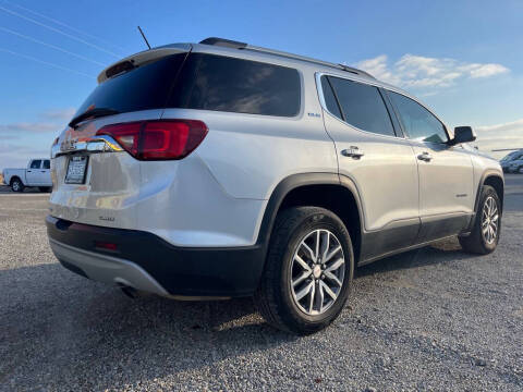 2017 GMC Acadia SLE-2