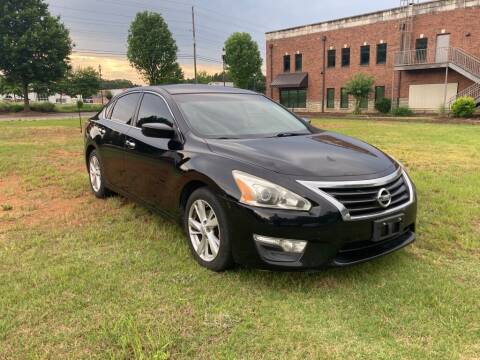 2013 Nissan Altima for sale at A & A AUTOLAND in Woodstock GA