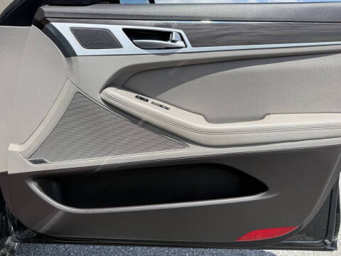 2017 Genesis G80