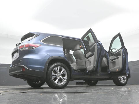 2016 Toyota Highlander LE Plus