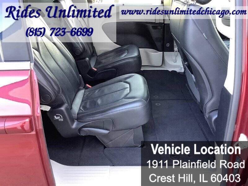 2020 Chrysler Pacifica Touring L