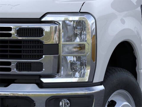 2025 Ford F-350 Super Duty XL