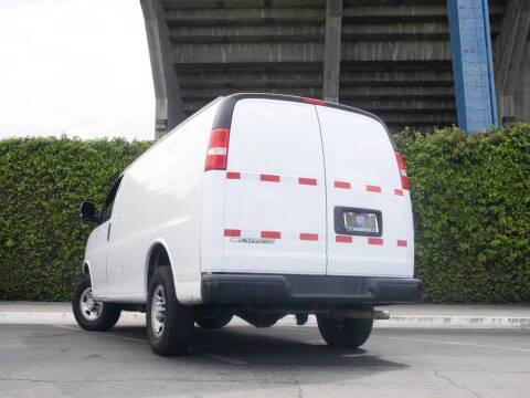 2021 Chevrolet Express 2500