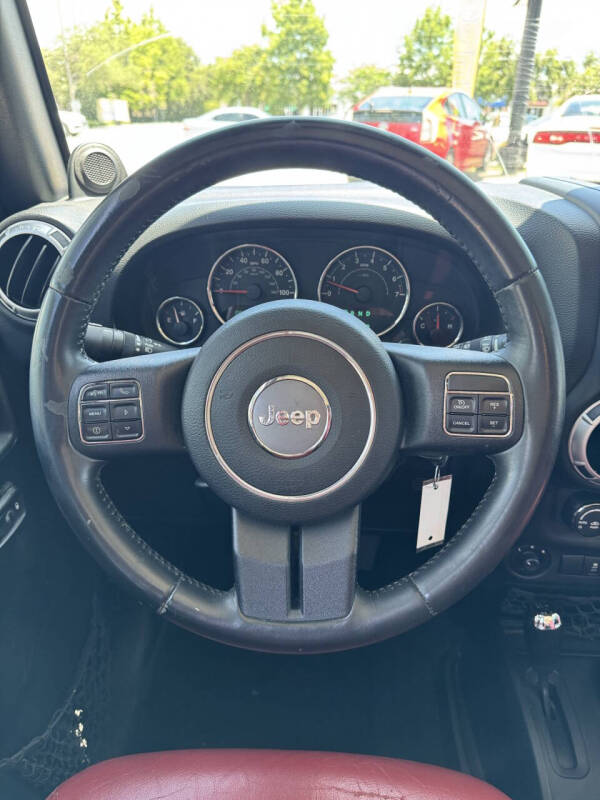 2014 Jeep Wrangler Unlimited Sahara