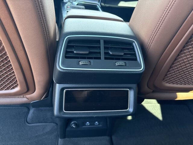 2024 Audi Q8 e-tron quattro Premium