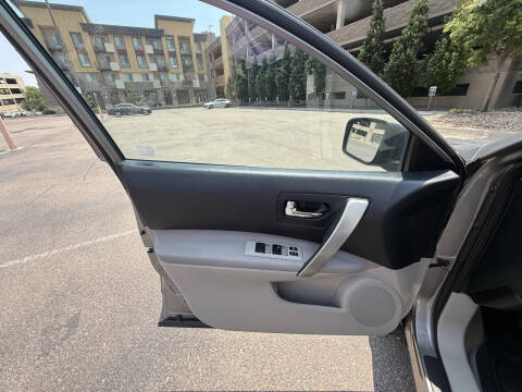 2012 Nissan Rogue S