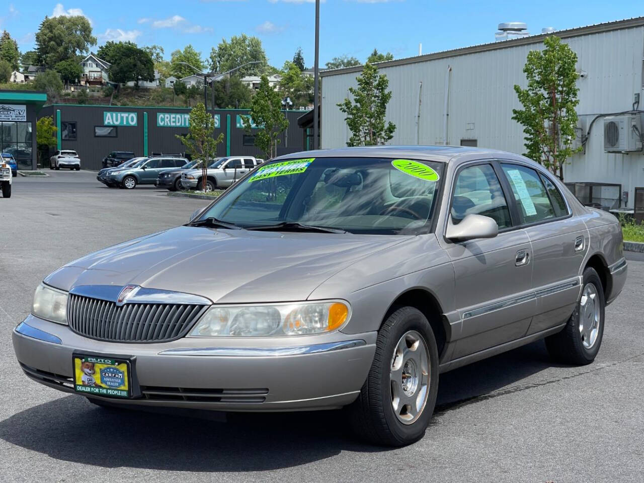 2000 Lincoln Continental Base 4dr Sedan 1