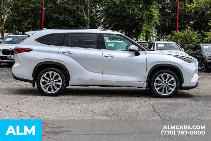 2023 Toyota Highlander Hybrid Limited