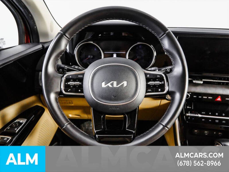 2024 Kia Carnival EX