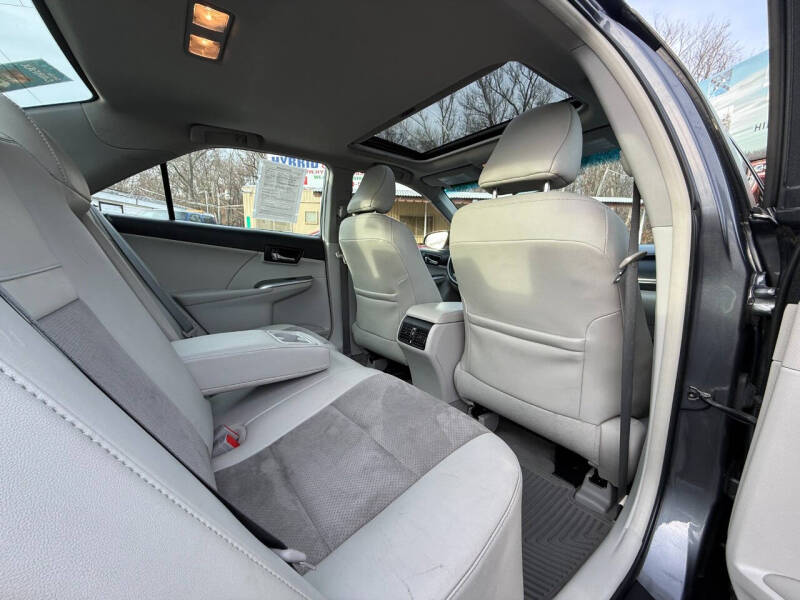 2012 Toyota Camry Hybrid XLE
