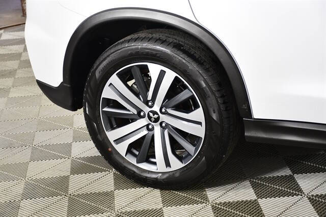 2025 Mitsubishi Outlander Sport ES