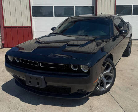 2015 Dodge Challenger SXT Plus