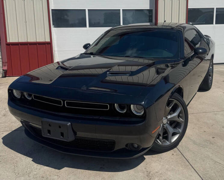 2015 Dodge Challenger SXT Plus