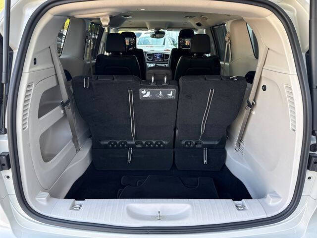 2019 Chrysler Pacifica Touring L Plus