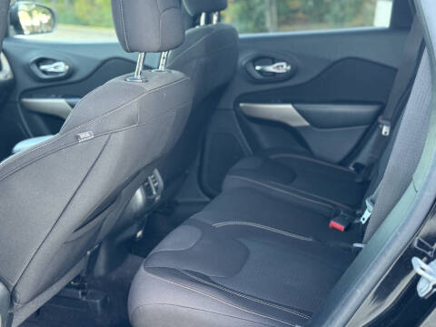 2017 Jeep Cherokee Latitude