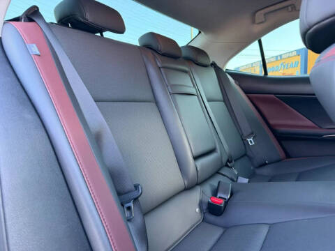 2020 Lexus IS 300